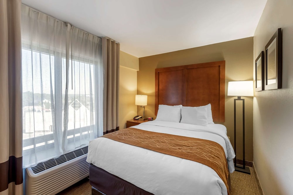 Comfort Inn Kennesaw 10/27