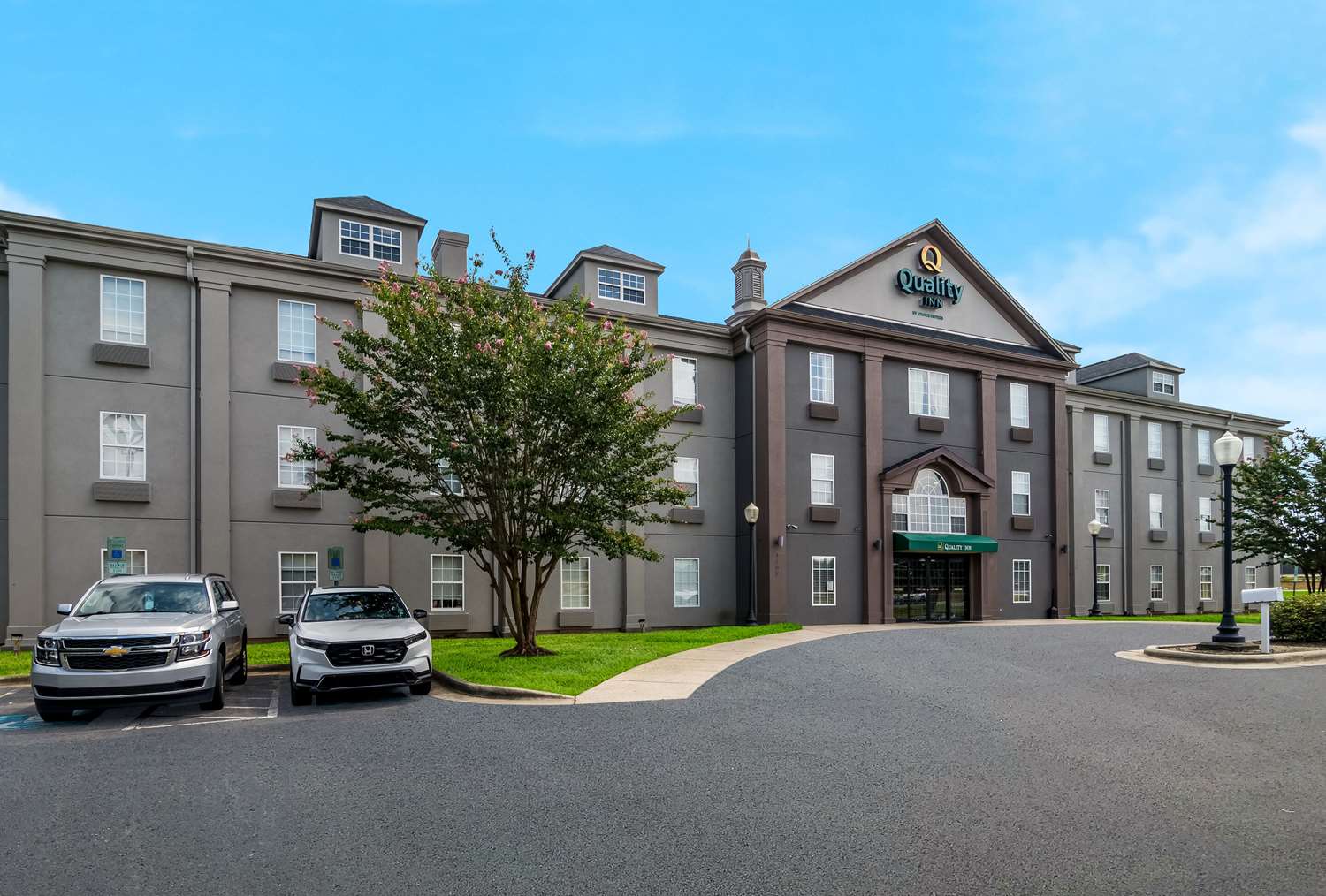 Quality Inn Goldsboro 33/36