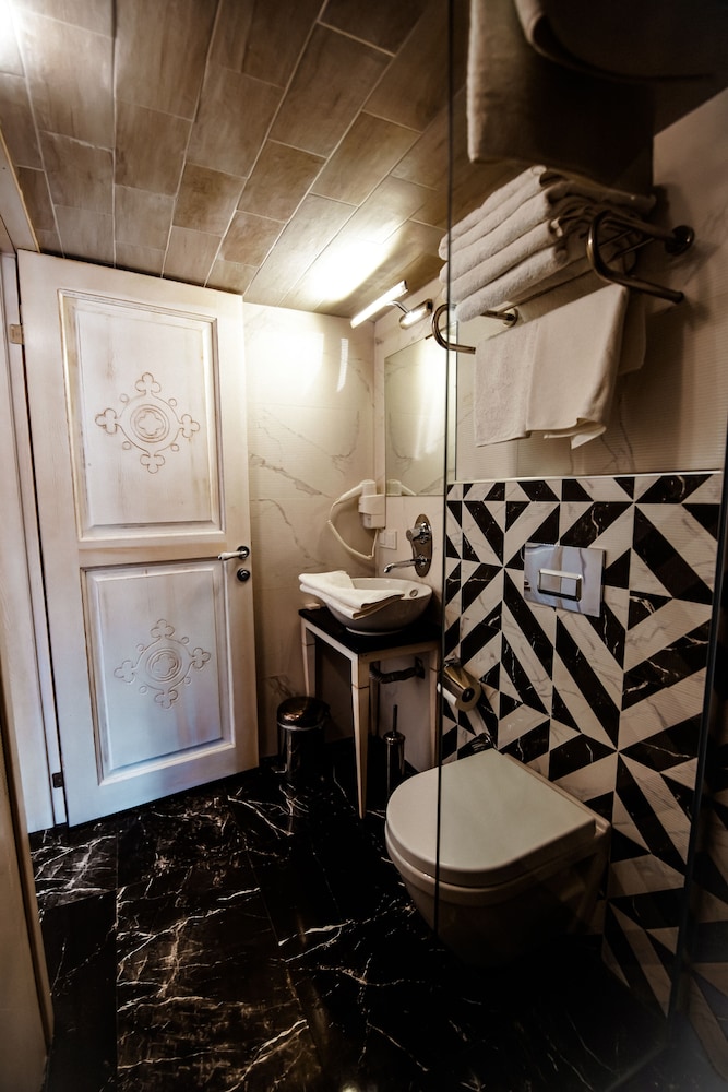 Aksoy Butik Otel 50/50