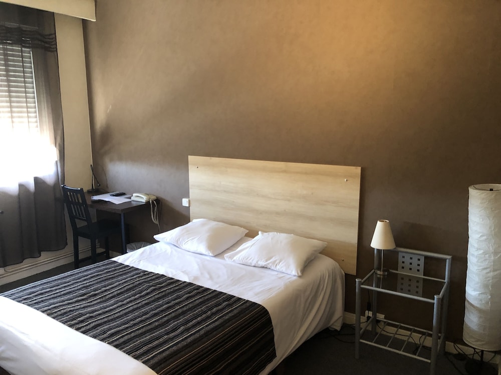 Adonis Lyon Est Hotel Artys 12/40
