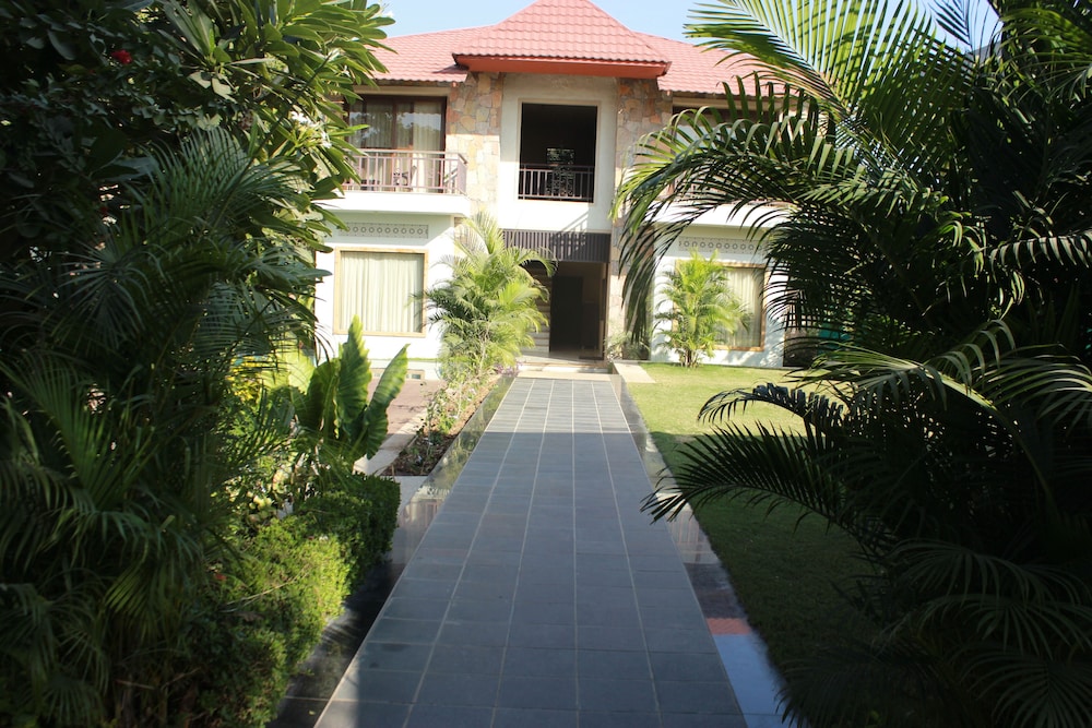 Ramya Resort & Spa 49/50