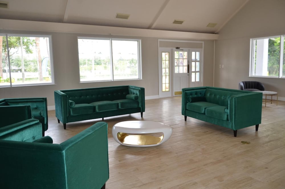 Altamonte Springs Hotel and Suites 31/40