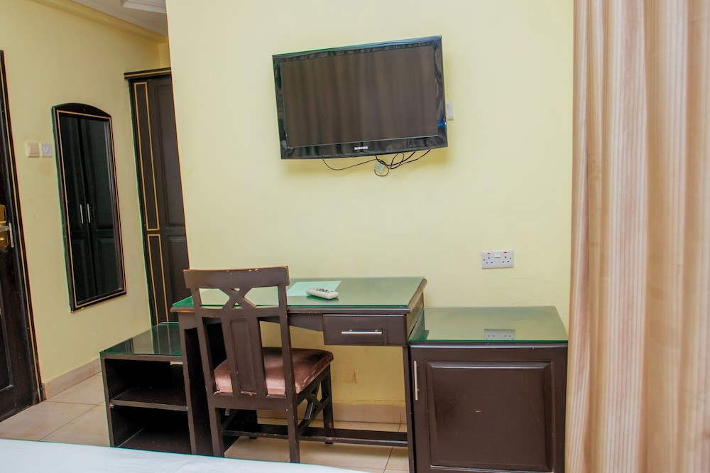 Sleep Inn Hotel Kariakoo 45/50