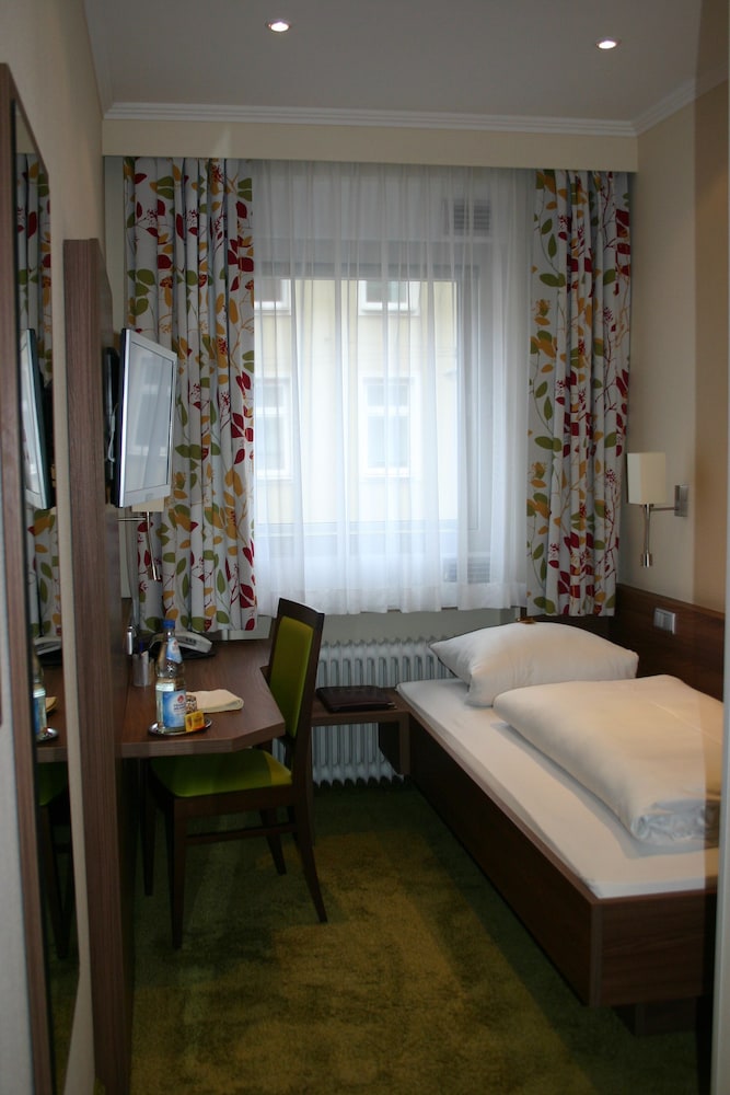 Hotel Hauser 30/50