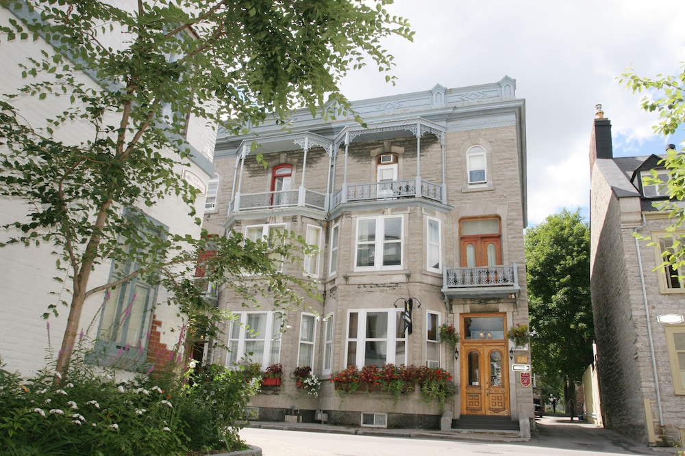Hotel Ermitage 1/18