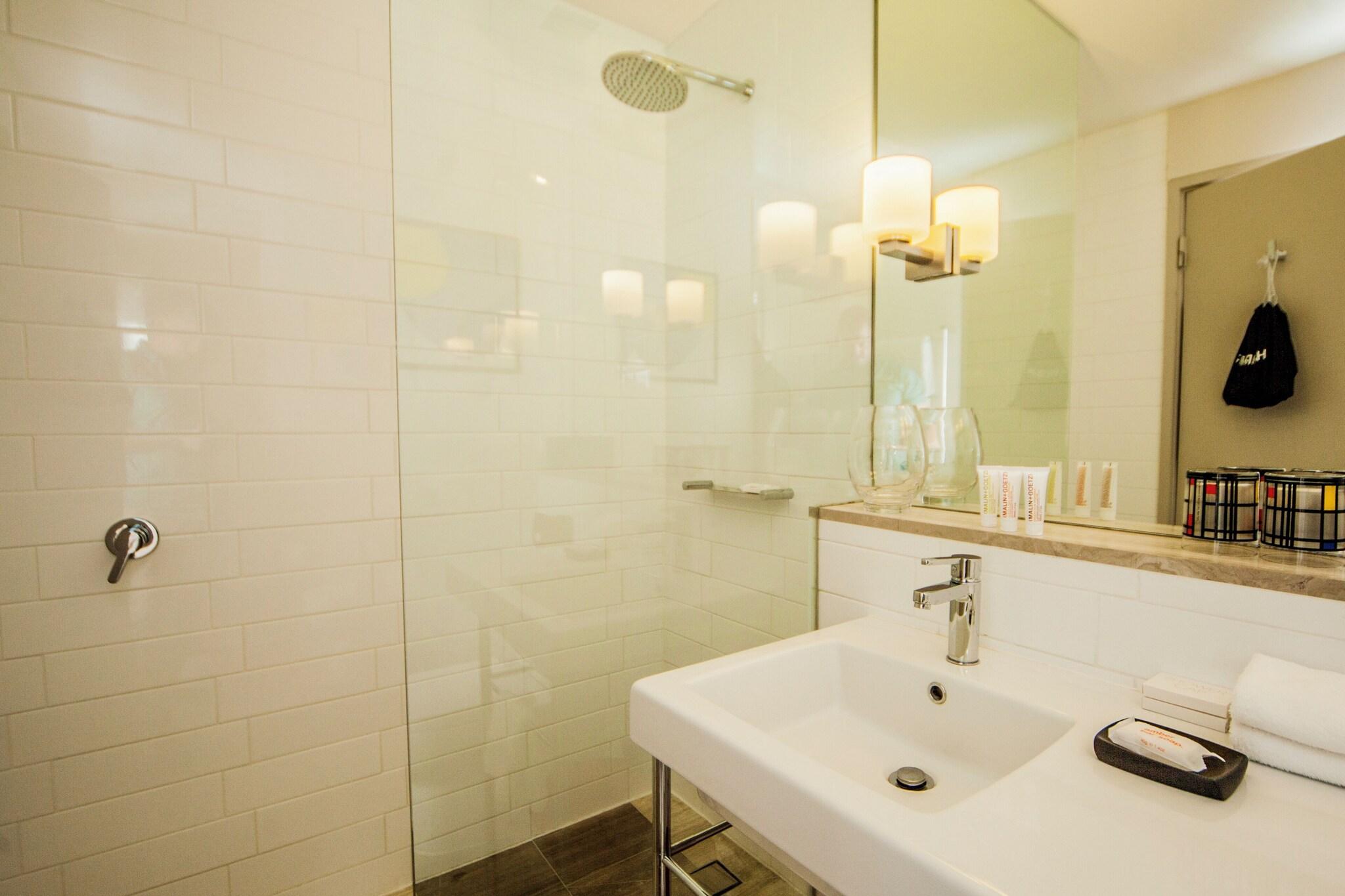 Suite, 2 King Beds