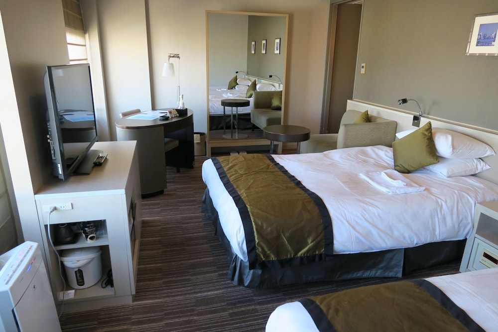 Shinjuku Prince Hotel 9/41