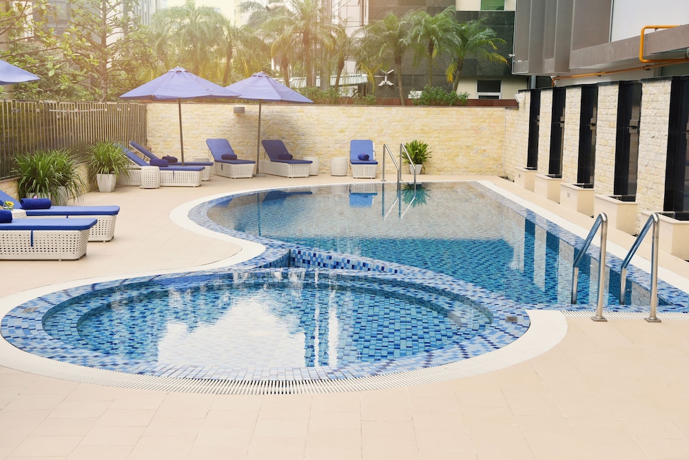 Novotel Suites Hanoi 1/70