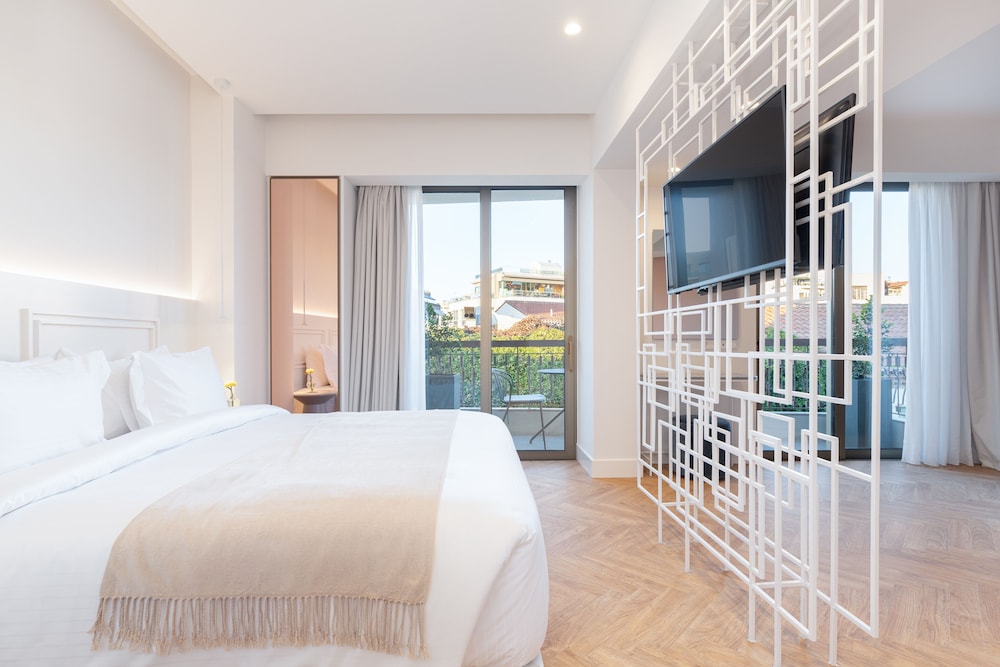URBAN, SUITE, KING BED, CITY VIEW, SOFA