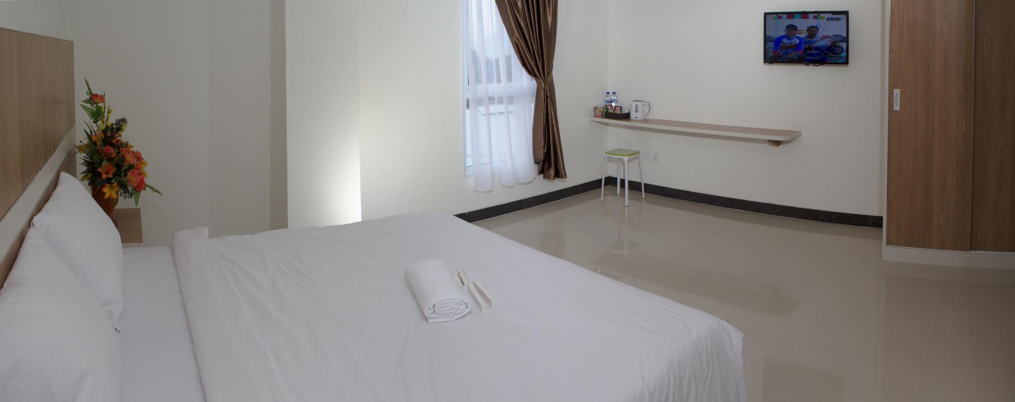 Hotel Sakura Manado 24/48