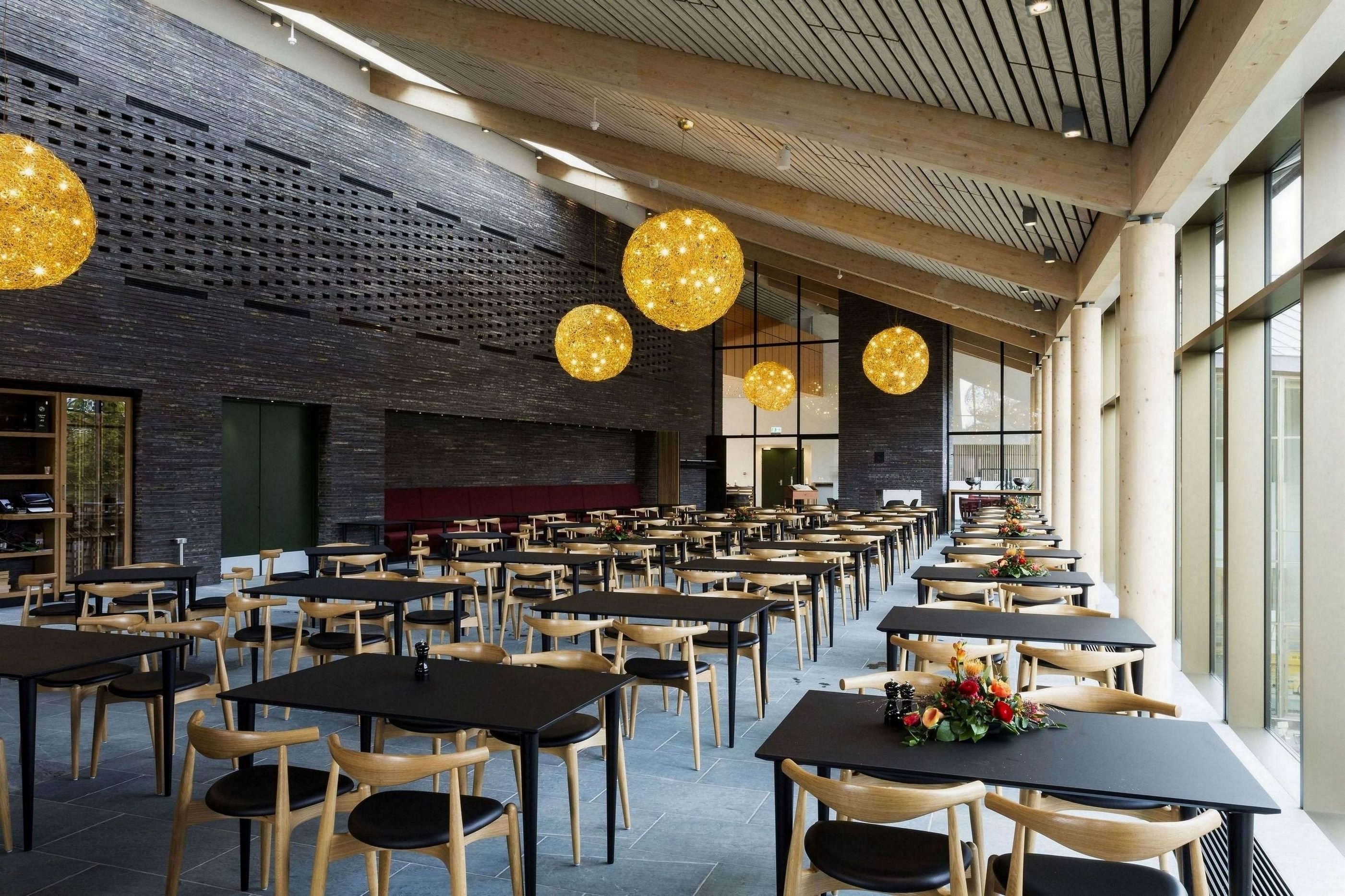 GLOSTRUP PARK HOTEL 40/50