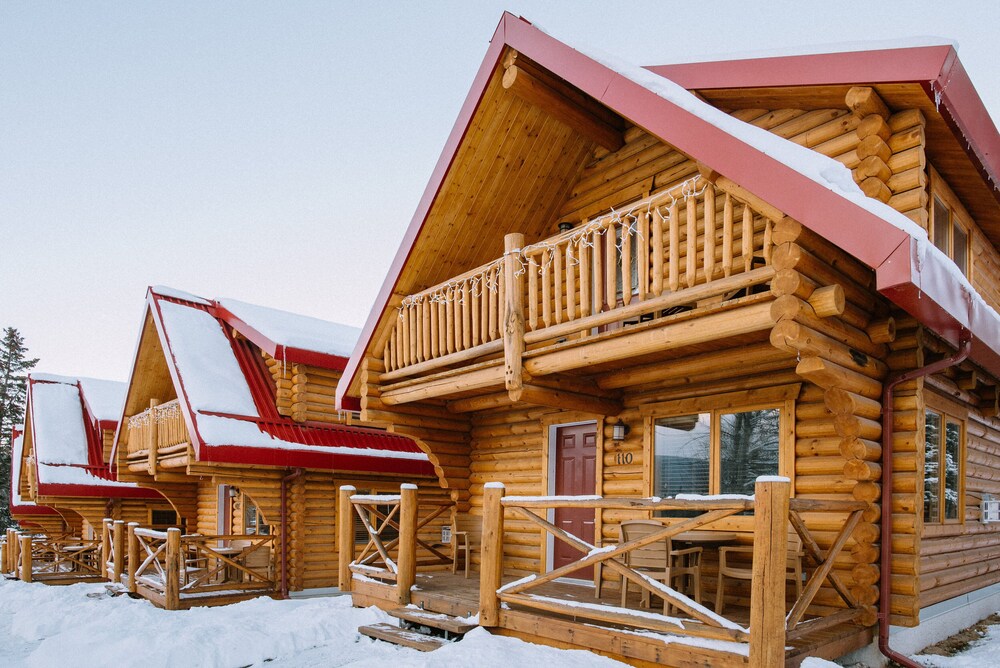 Miette Mountain Cabins 4/50