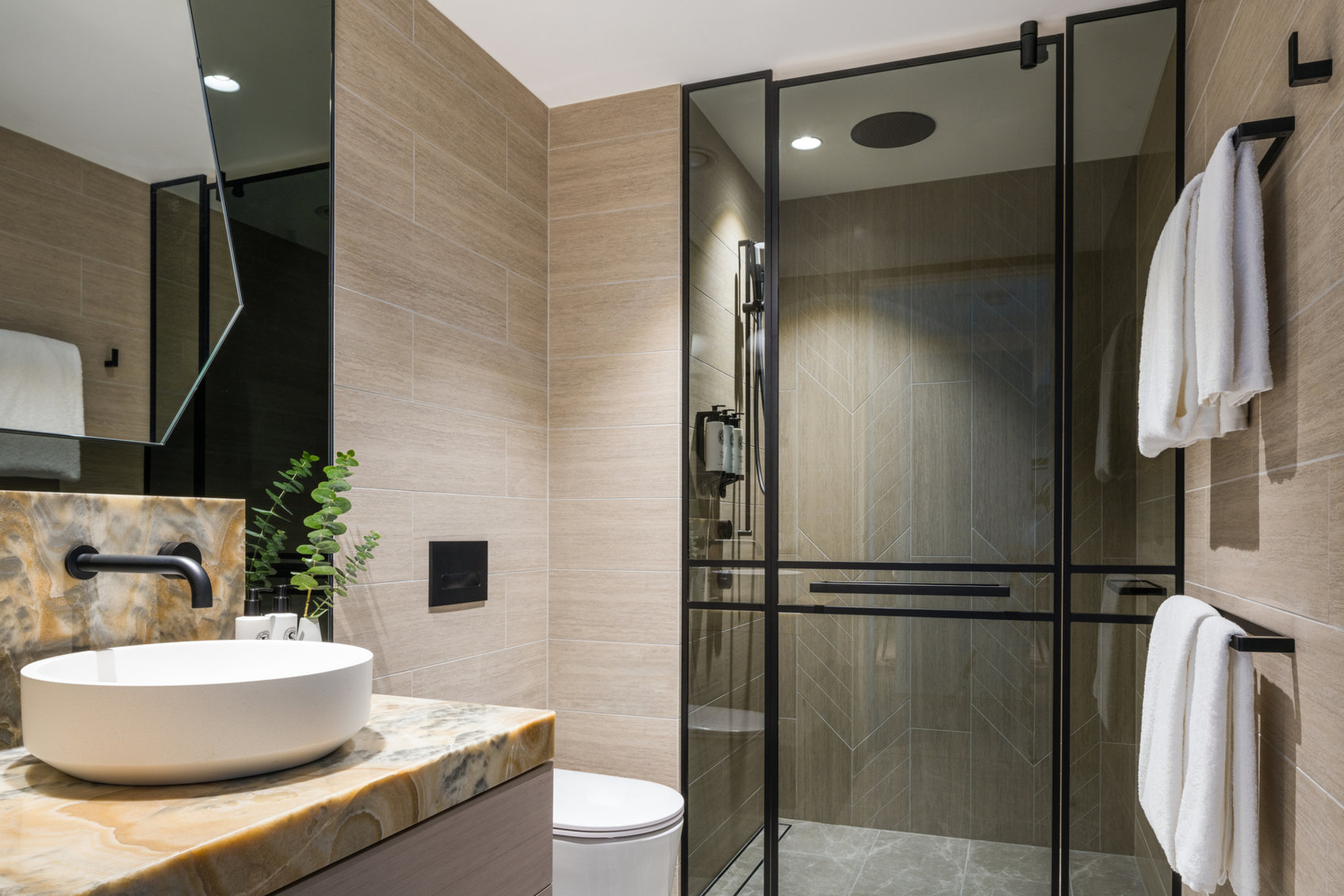 1 Bedroom, Skyline, Hinterland, Residence