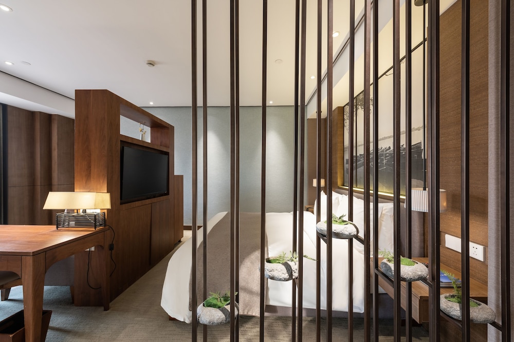 TEA BOUTIQUE HOTEL WEST LAKE 30/70