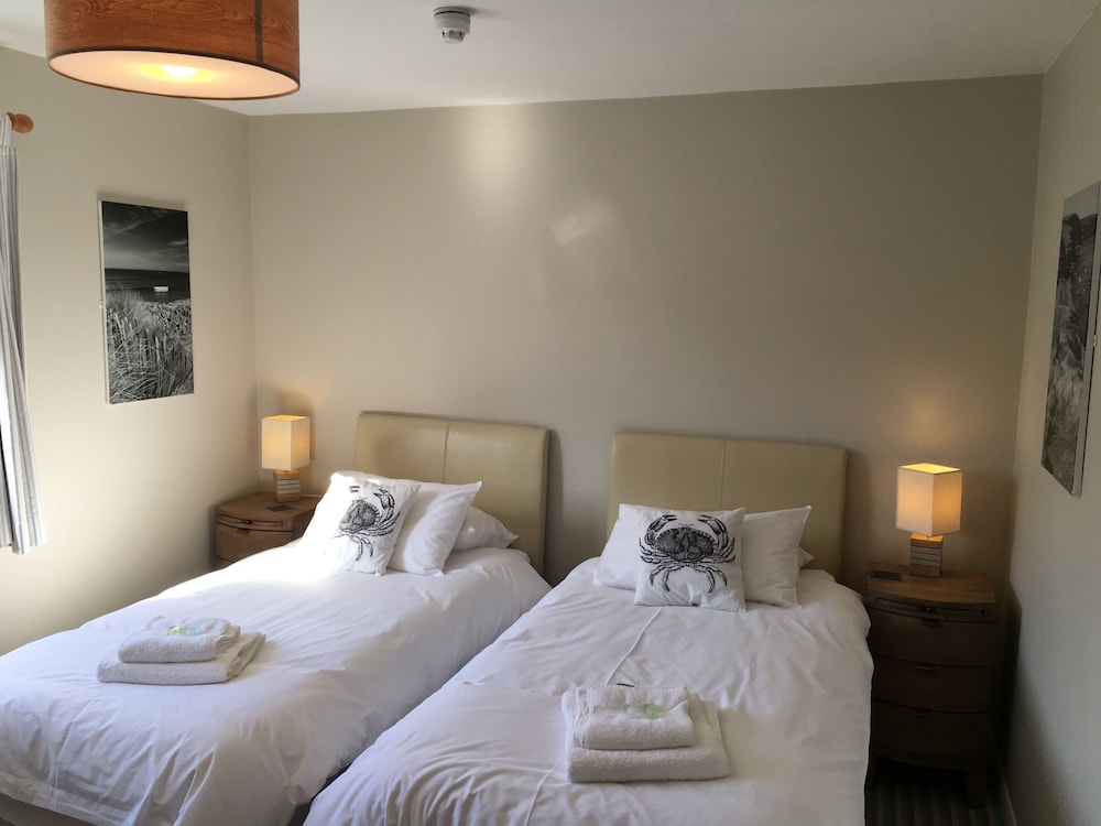 The Waterfront Inn 7/50