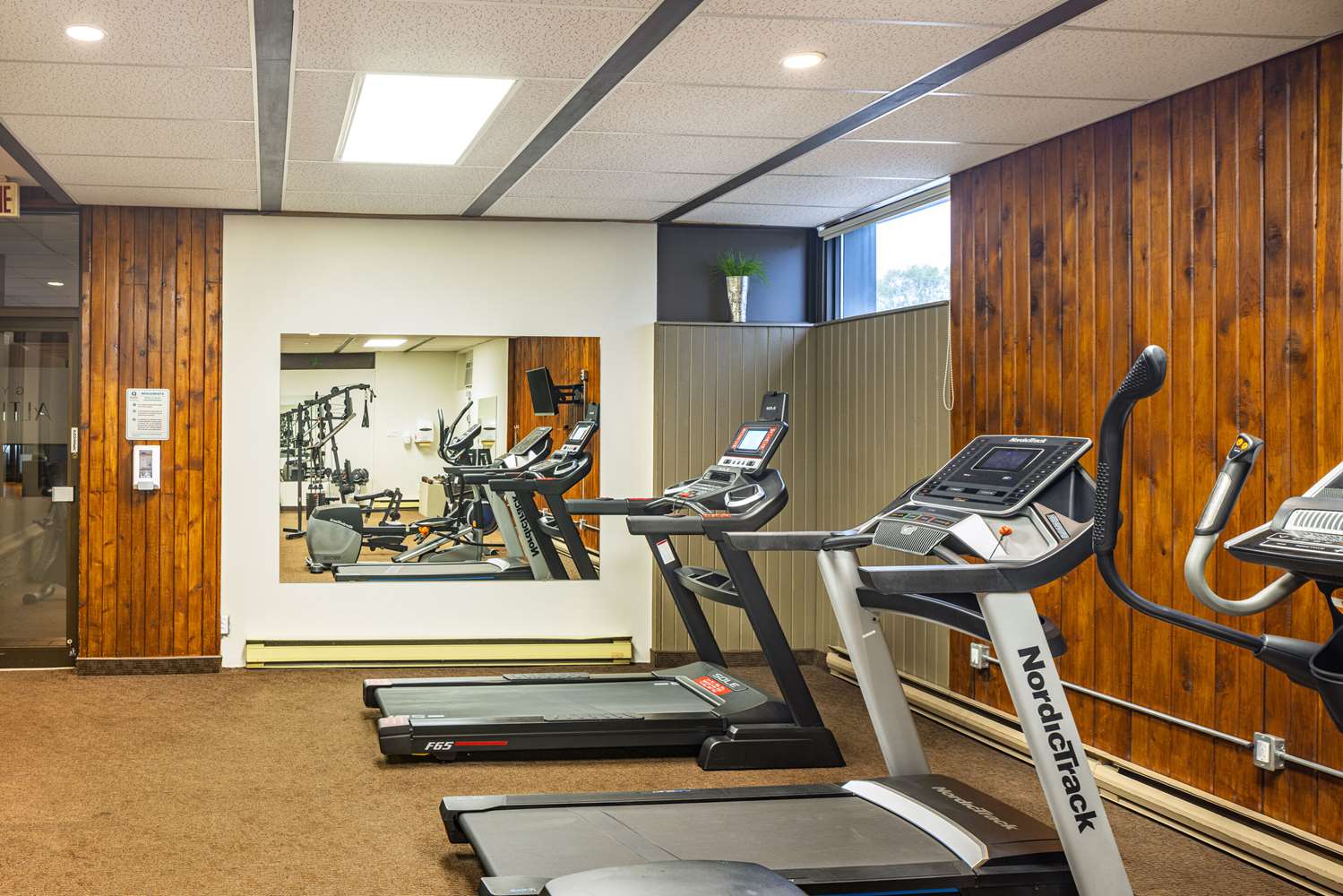 Quality Inn Rouyn-Noranda 37/51