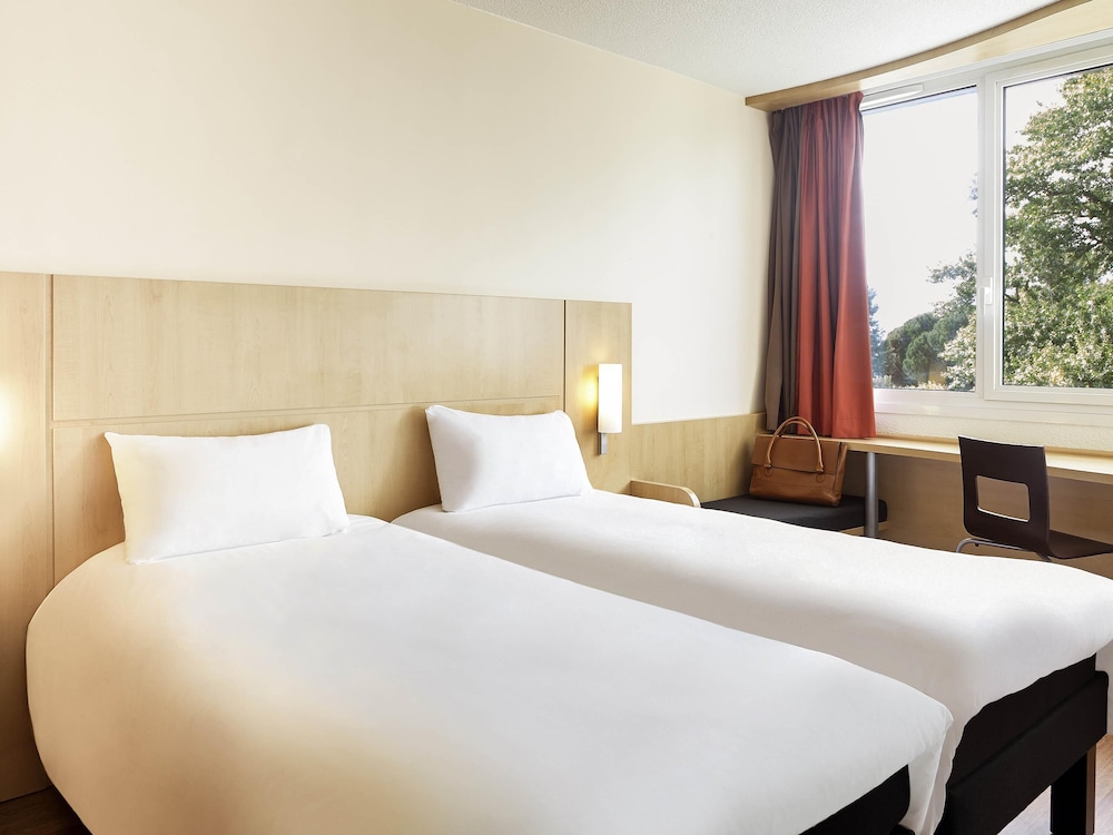 ibis Cavaillon Luberon 21/72