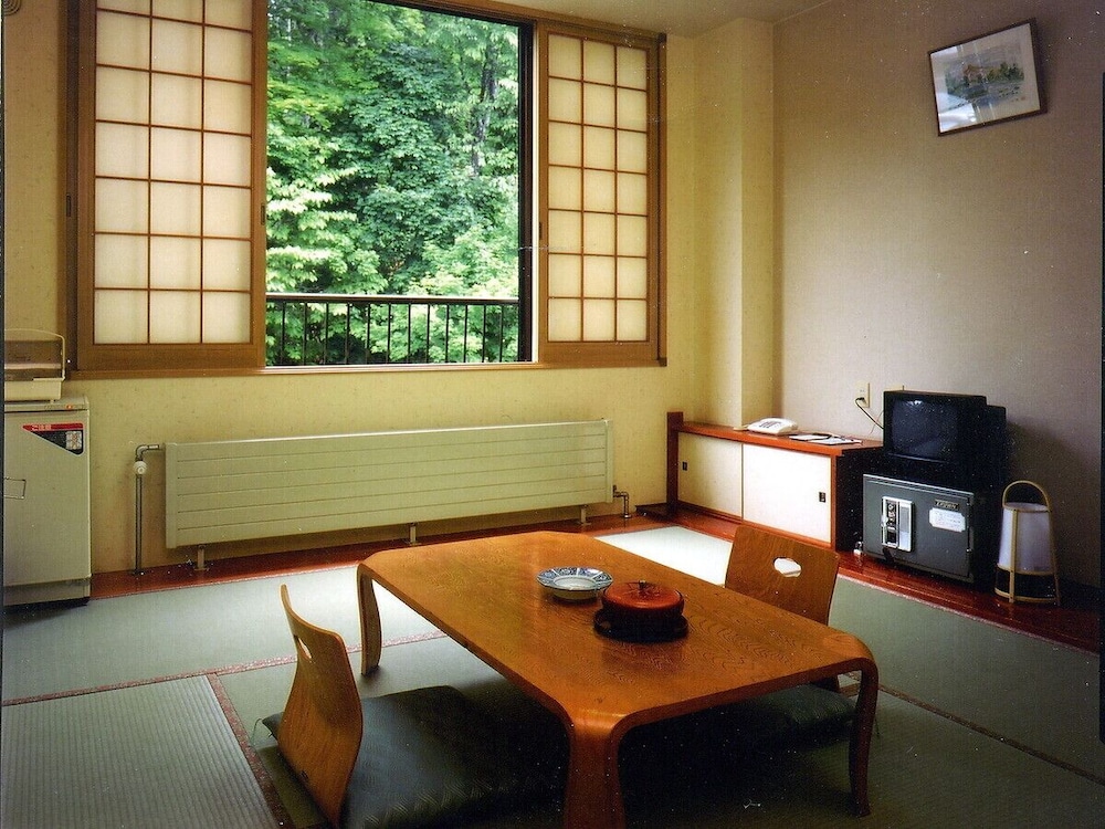 MARUKOMA ONSEN RYOKAN 25/30