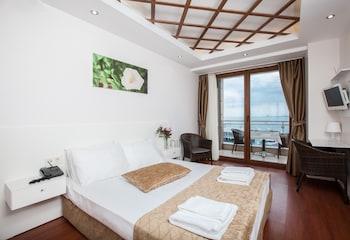 Deluxe, King Bed, Sea View