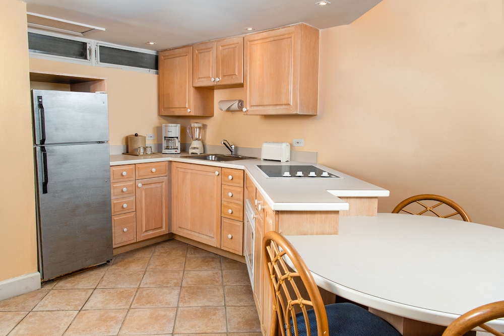 Abaco Beach Resort At Boat Harbor 85/100