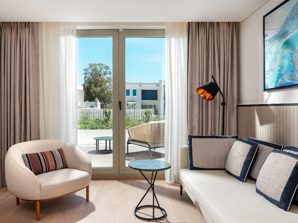Radisson Collection Hotel Bodrum 48/75