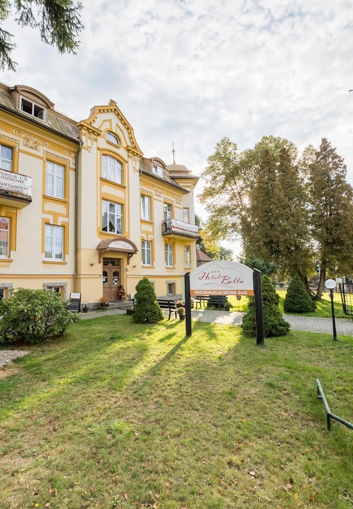 Hotel Bella 63/71