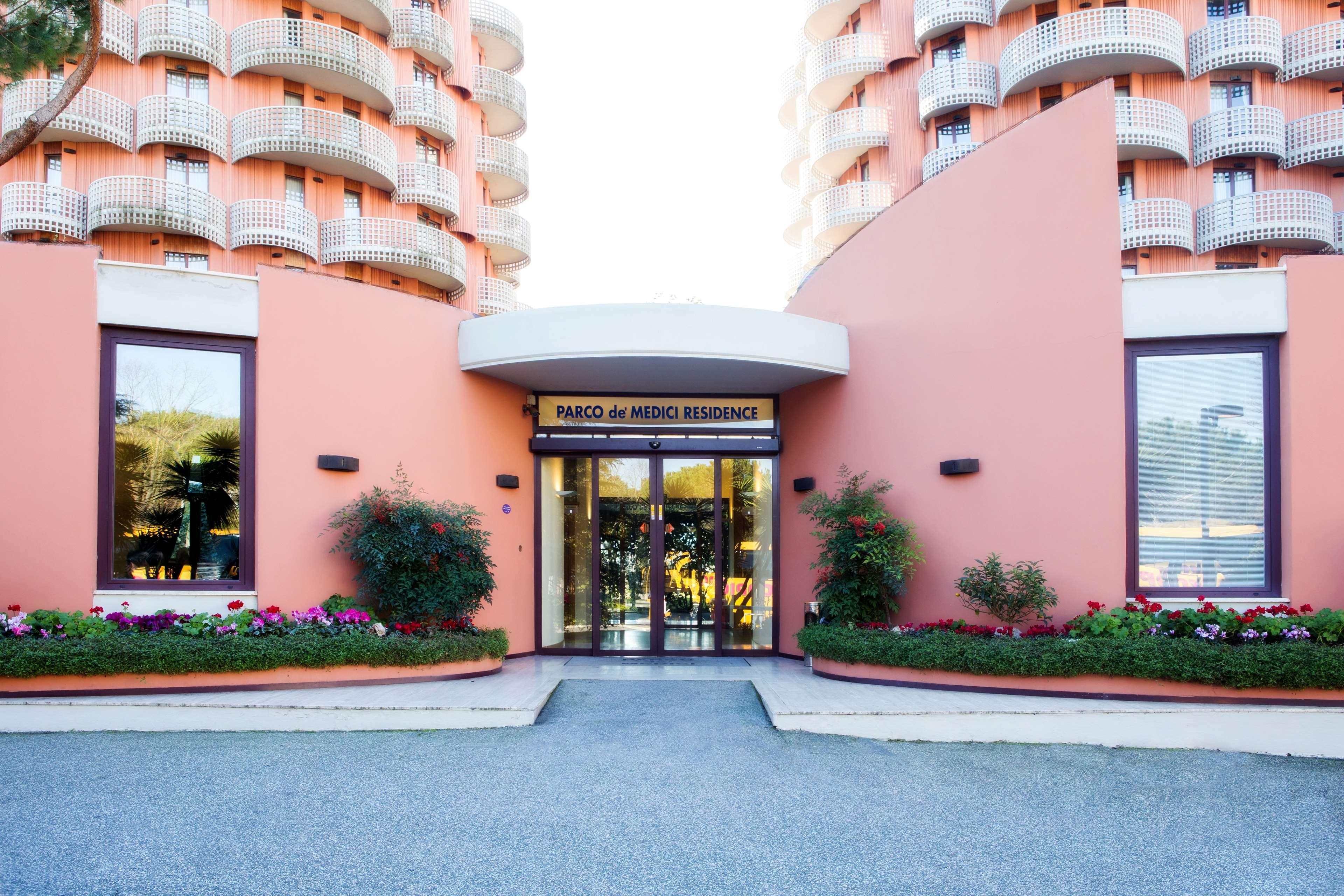 Parco De Medici Residence Hotel 34/39