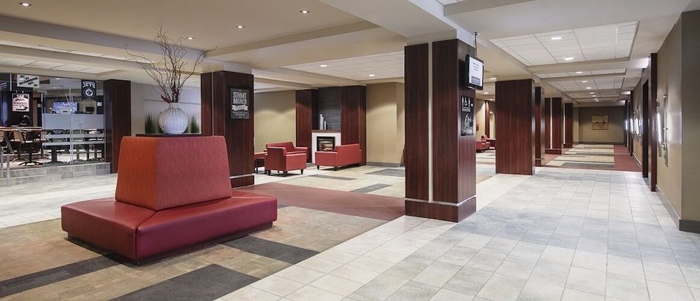 Viscount Gort Hotel 33/53