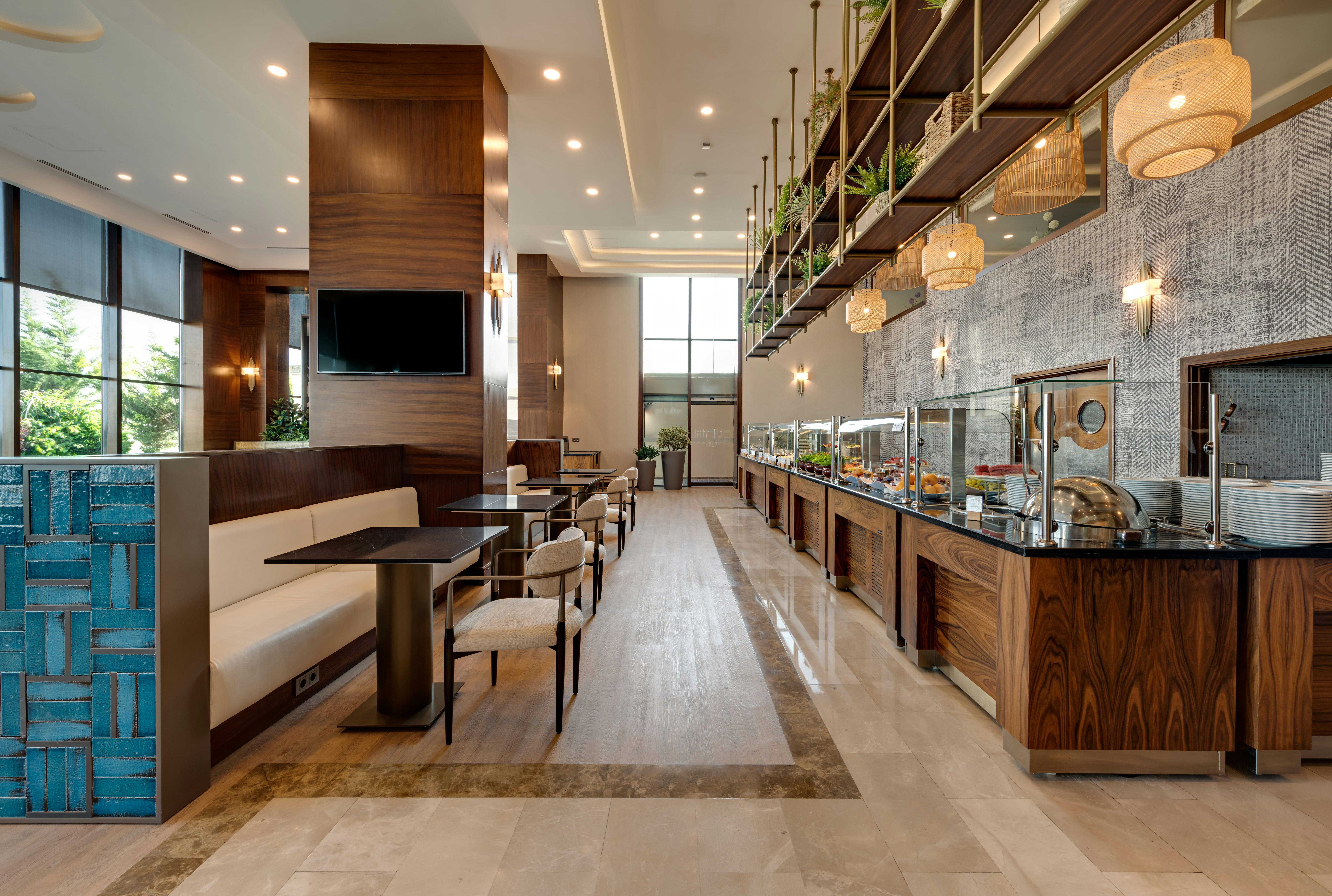 Doubletree By Hilton Hotel Van 65/87