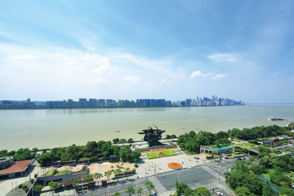Sheraton Grand Hangzhou Binjiang Hotel 14/55