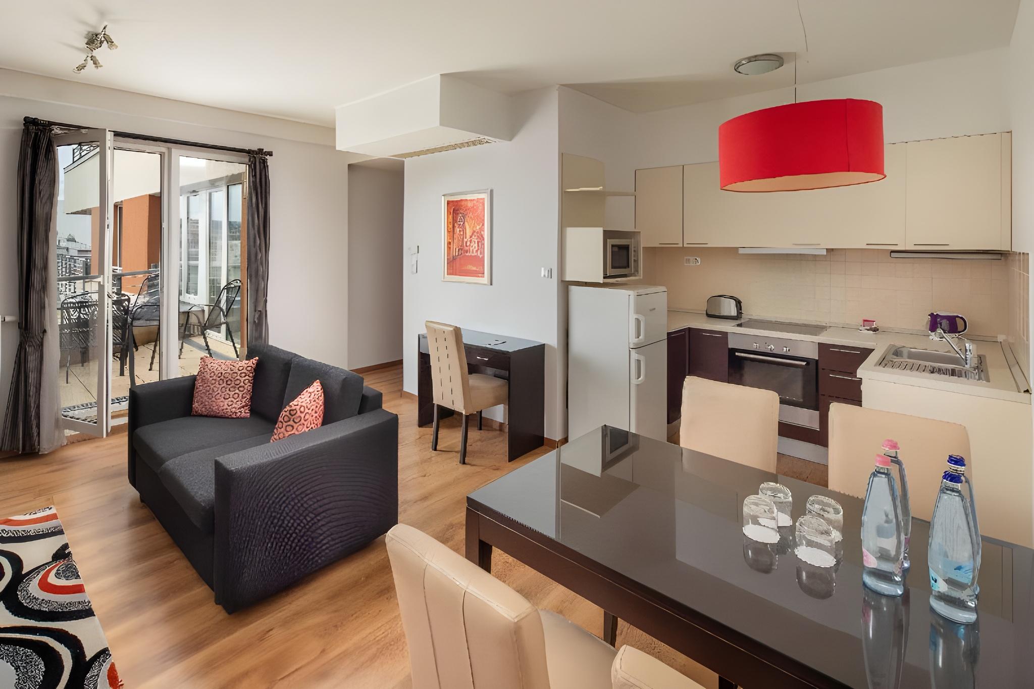 2 Bedrooms, Executive, Suite, Apartment