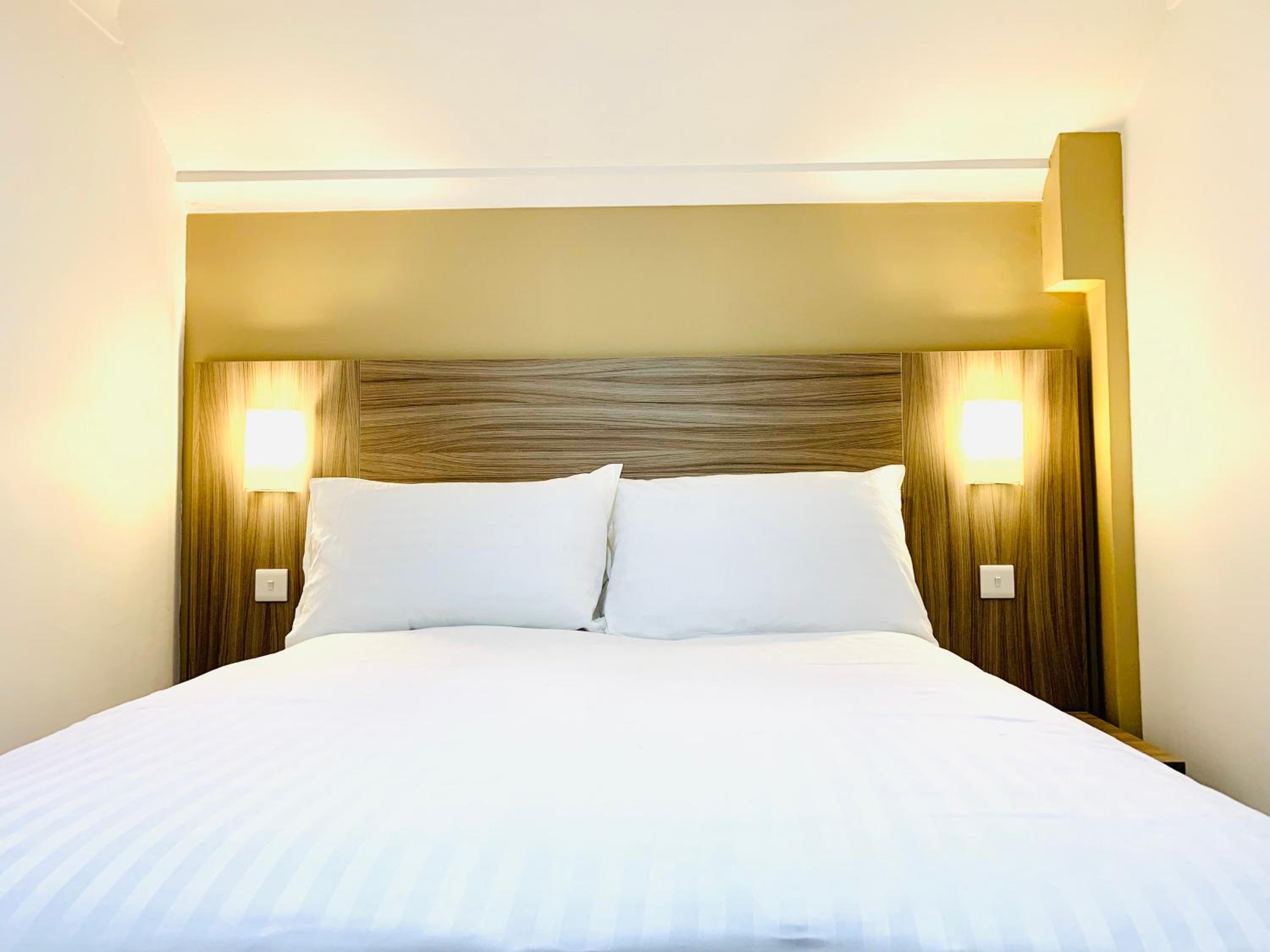 Standard, Double Bed