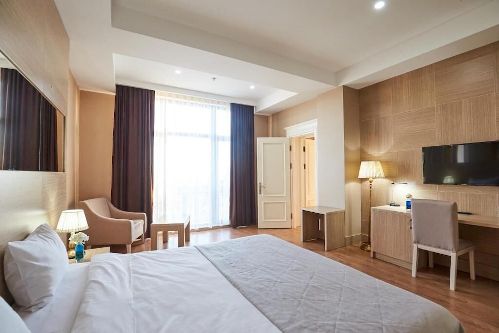 Nobel Hotel 9/47