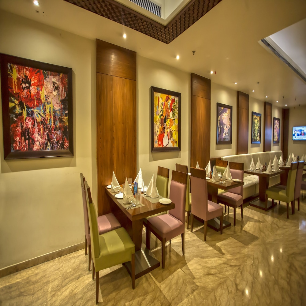 Sarovar Portico 38/50
