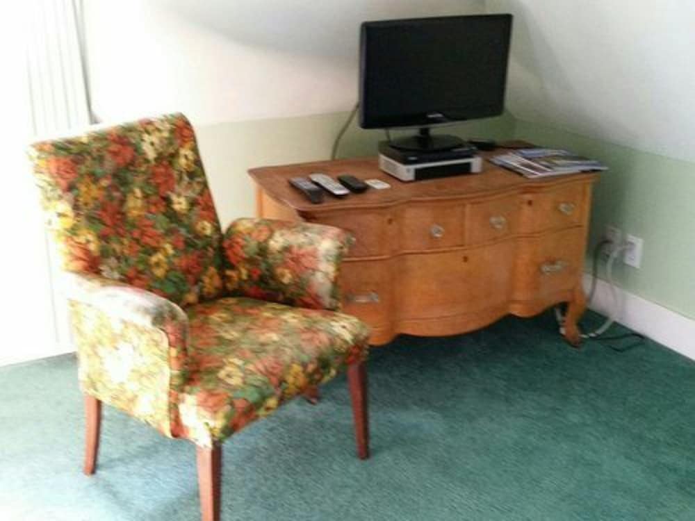 Geiger Victorian Bed and Breakfast 16/25