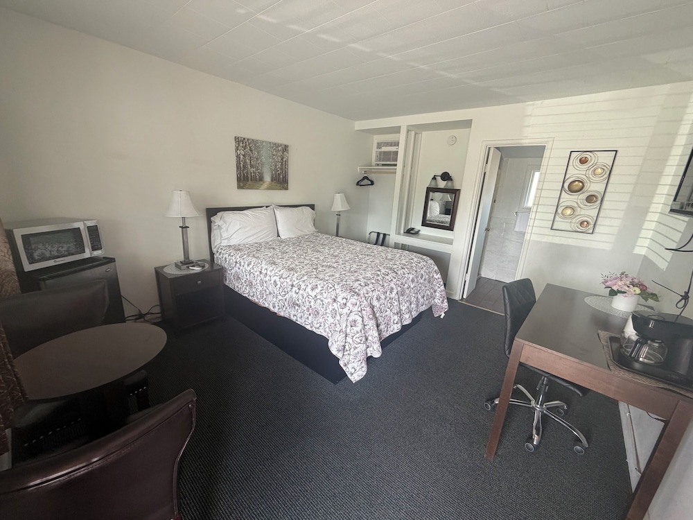 Sonoma Lodge 50/62