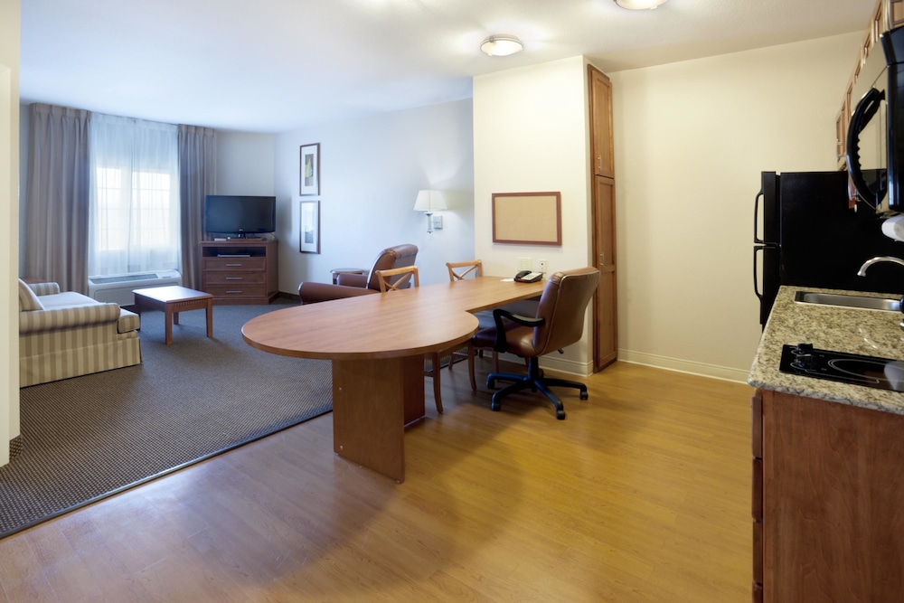 Candlewood Suites Temple 49/53