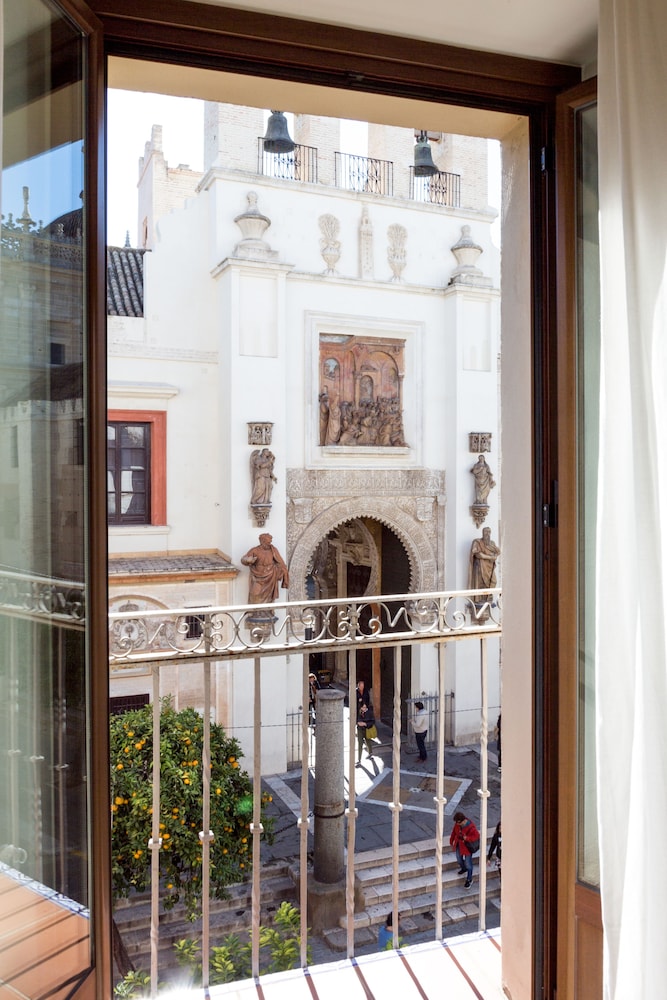 Apartamentos Puerta Catedral Sevilla 24/58