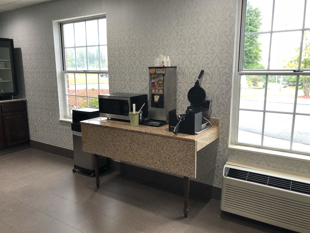 Quality Inn Dublin I-81 14/73