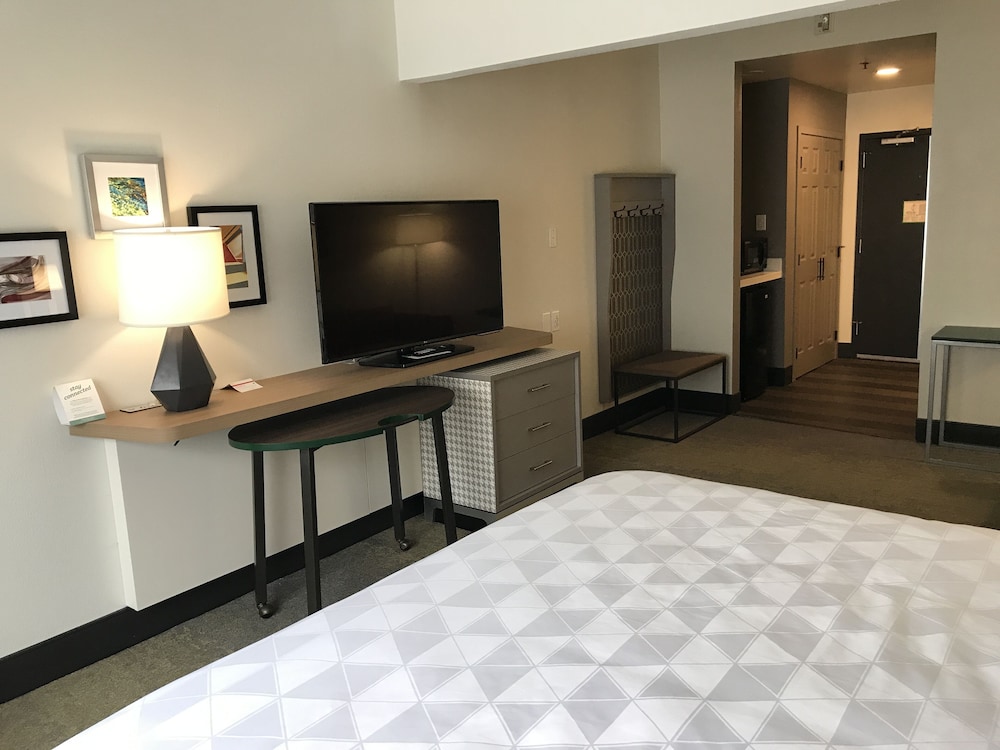 Holiday Inn Allentown-Bethlehem 19/37