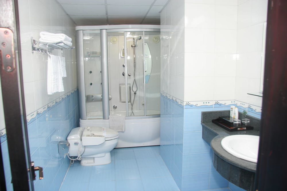Camela Hotel & Resort 8/65