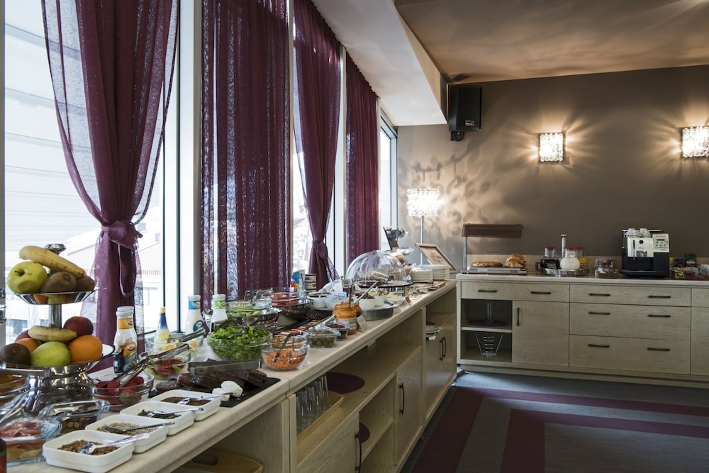 Queen S Hotel Skopje 6/49