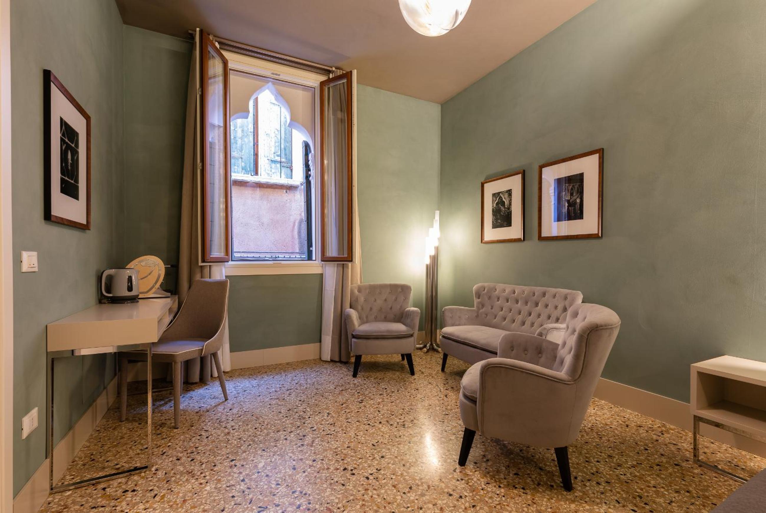 Liassidi Arco 19/27