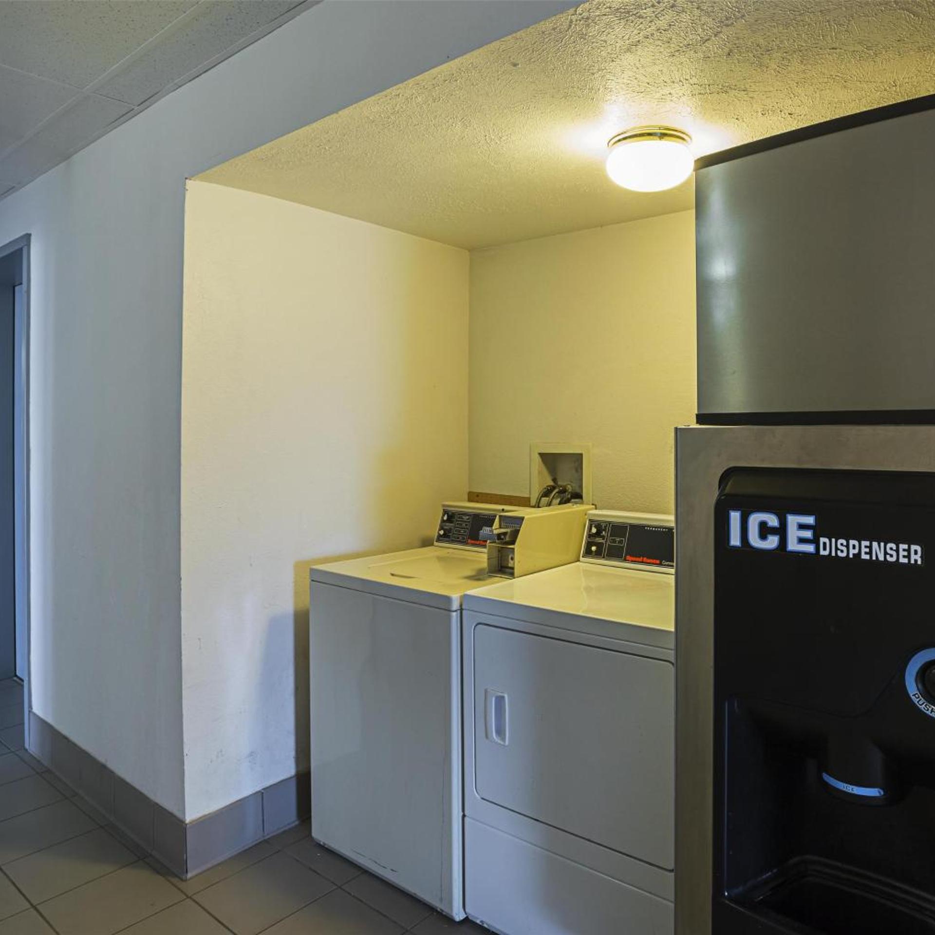 Motel6 Omaha, NE - IAT West 9/38