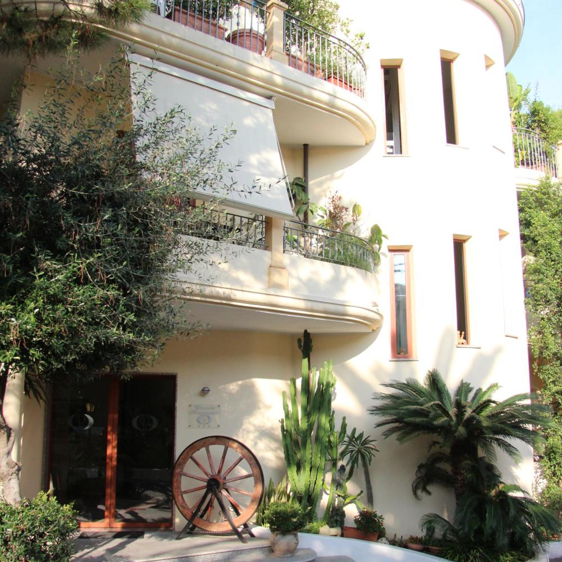 Hotel Piccolo 1/50