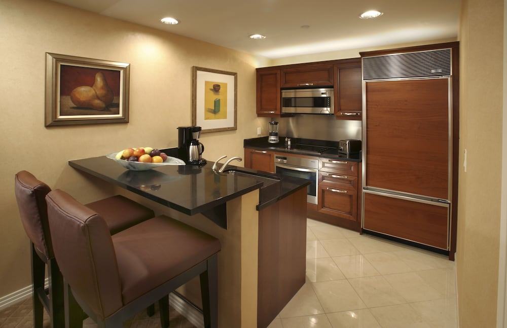 The Signature at MGM Grand - All Suites 49/60