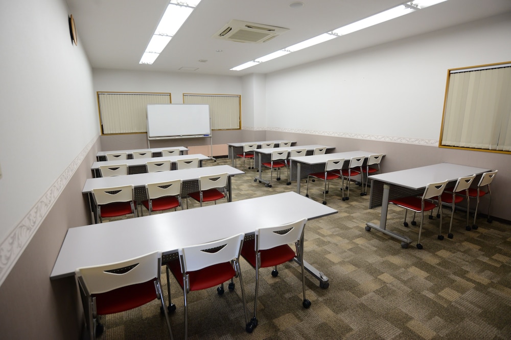 Toyoko Inn Hakodate Ekimae Asaichi 51/57