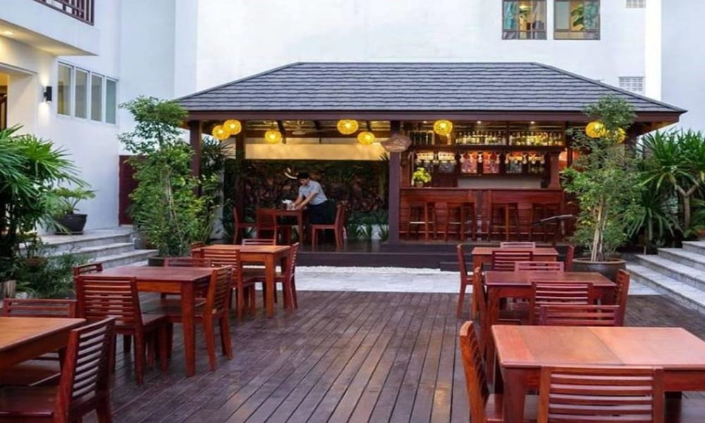 Sabaidee At Lao 63/69