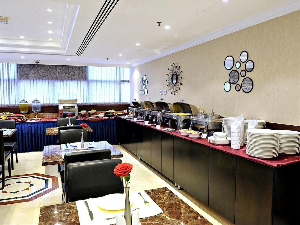 Signature Inn Hotel Deira 15/27