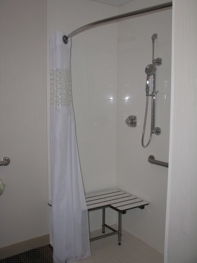 Hampton Inn Sevierville 25/43